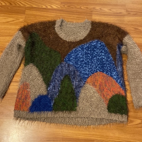 Women’s Sweater size large (CE) - Picture 2 of 5